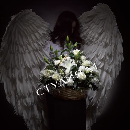 Ритуальная корзина из живых цветов №2 