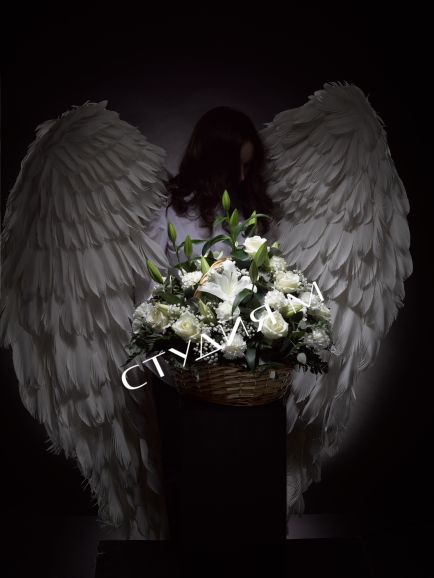 Ритуальная корзина из живых цветов №2 