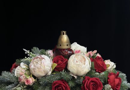 Траурная композиция с лампадой  №2