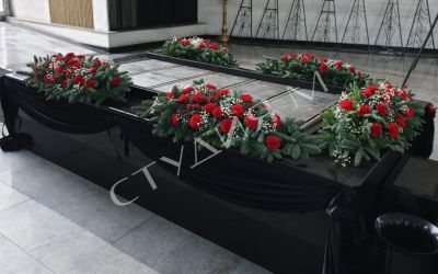 Какие цветы выбрать на похороны?