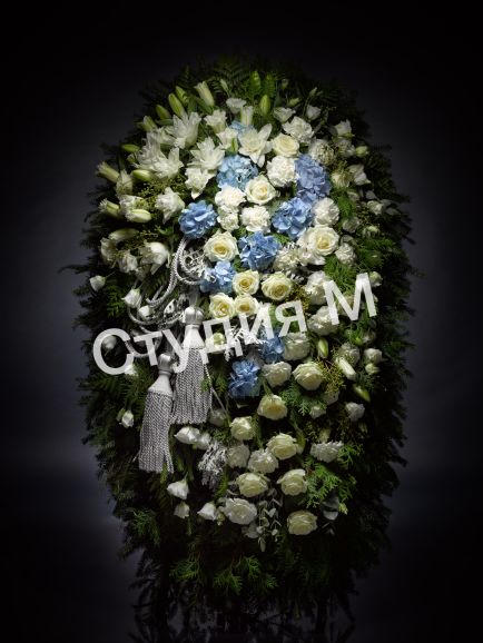 Венки ритуальные из живых цветов №18