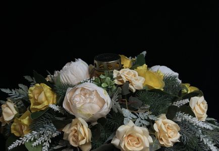 Траурная композиция с лампадой №6